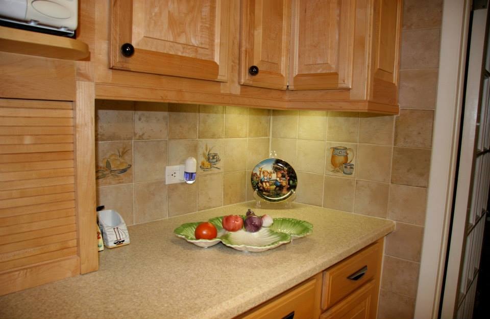 Bethel Kitchen — Backsplash & Under-Cabinet Lighting